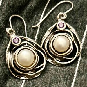 Didae Artisan Sterling Silver Cultured Pearl Amethyst Drop Earrings